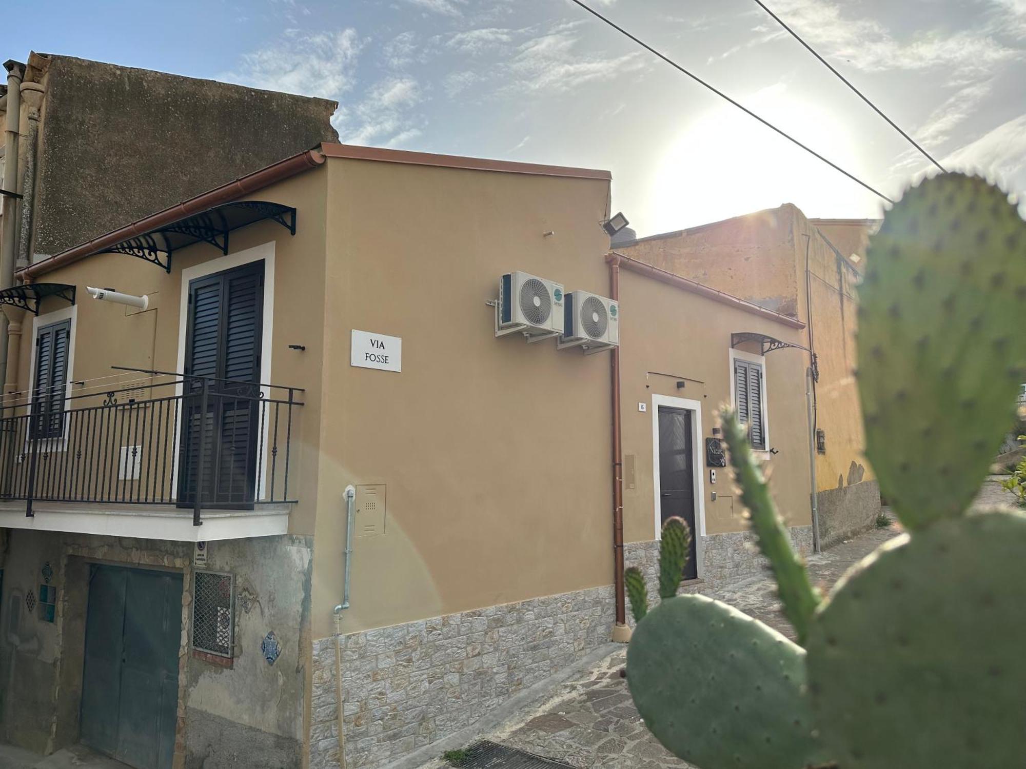 Nicare Rooms Agrigento Eksteriør billede
